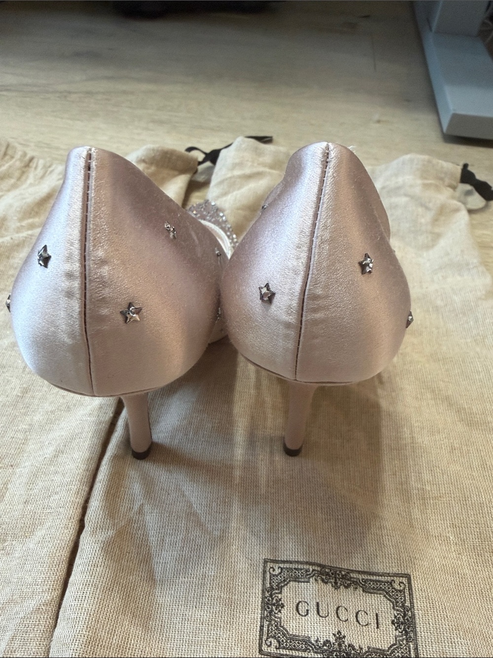 Gucci Blush Pink Star-Embellished Pointed Mary Jane Heels - Picture 3 of 5
